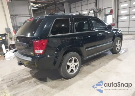 2007 Jeep Grand Cherokee Laredo z USA, uszkodzony, nr VIN 1J8HR48P17C632590